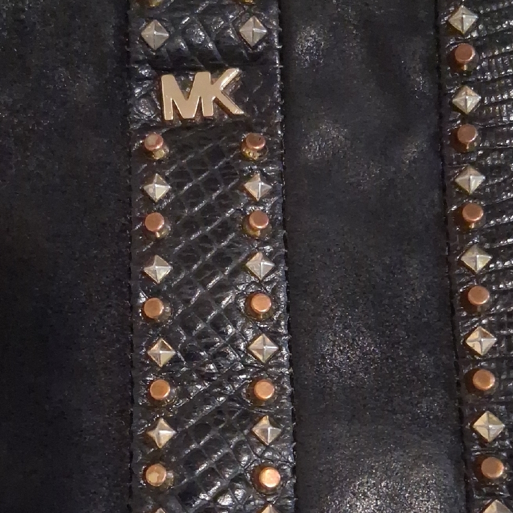 Michael Kors Black Crossbody Bag with Gold Accents - Picture 5 of 9